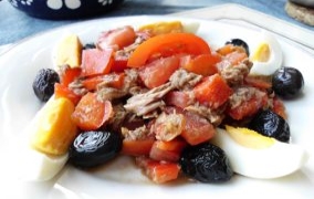 Thunfisch-Ei-Salat Thunfisch-Ei-Salat